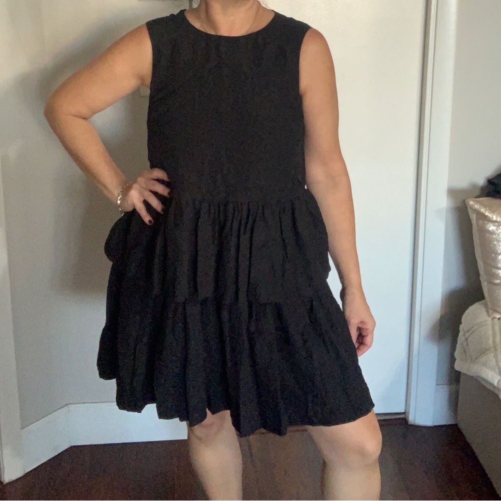 Kate Spade Madison Ave Karis ruffle cocktail dress size 2. Runs like a size S